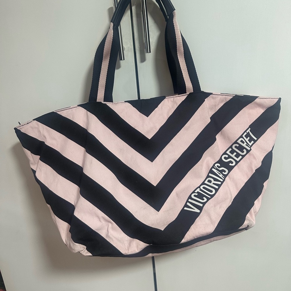 Victoria's Secret Pink and Black Beach Tote Bag